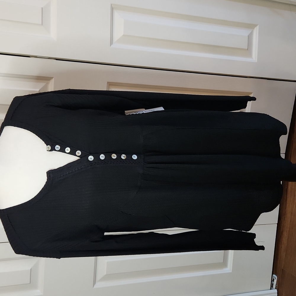 Sweet Romeo,  NWT,  Women's Top,  Size Large,  Black, buttons on front